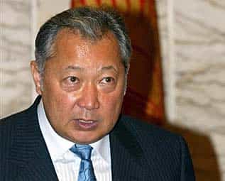 Президент Киргизии взял дело о погромах под личный контроль